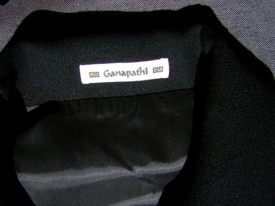 ジャケット　生地はダブルジョーゼットを使用。