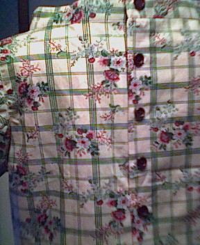 後ろのボタン部分です。