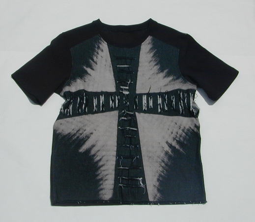 十字・T-SHIRT