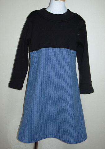 リブニットワンピ　120ｃｍ